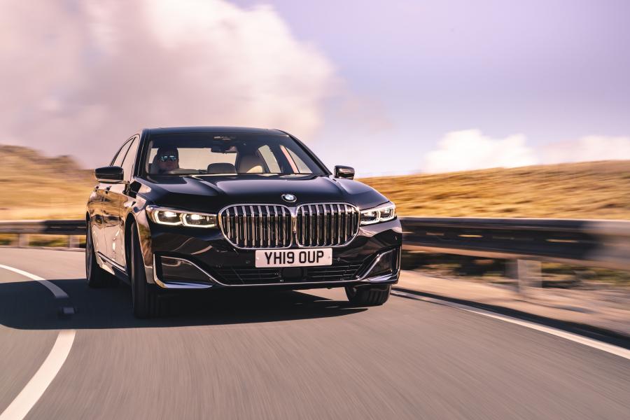  BMW 730Ld (G12) 2019 года  (UK) (фото 9 из 36)